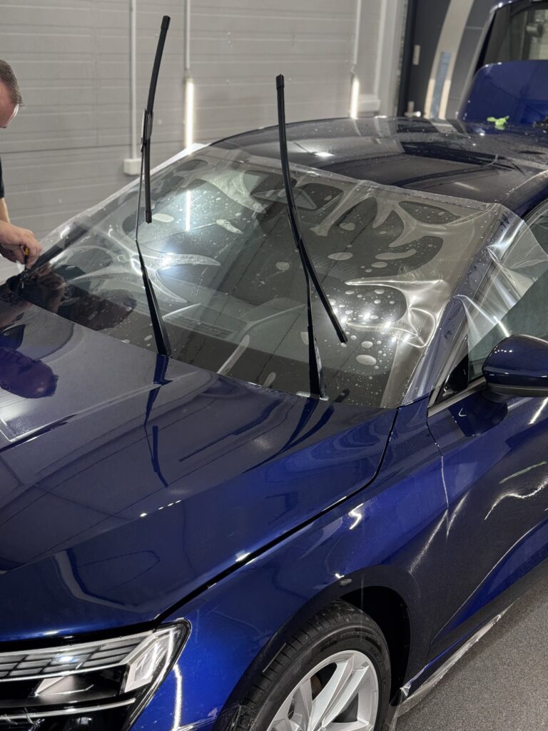 Zabezpieczenie przedniej szyby w Audi A3