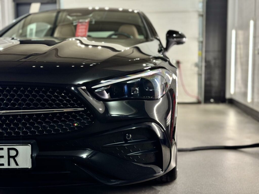 Gotowy Mercedes CLE 2024 po pełnym zabezpieczeniu lakieru i PPF