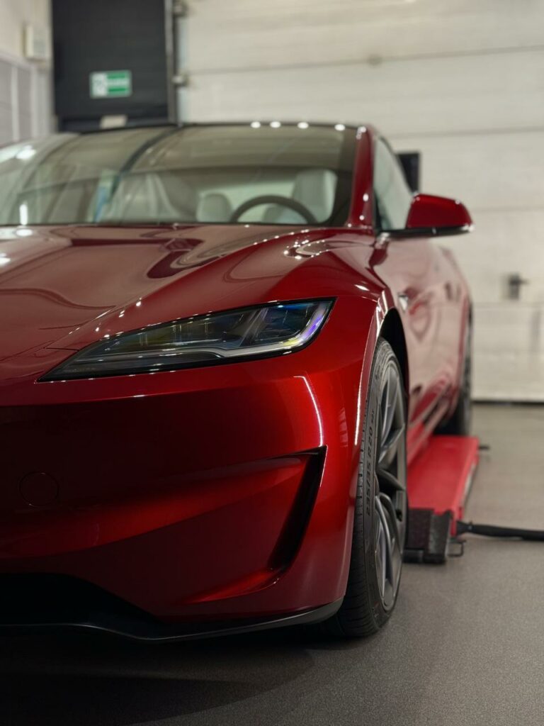 Tesla Model 3 Performance – folia ochronna PPF na lakierze