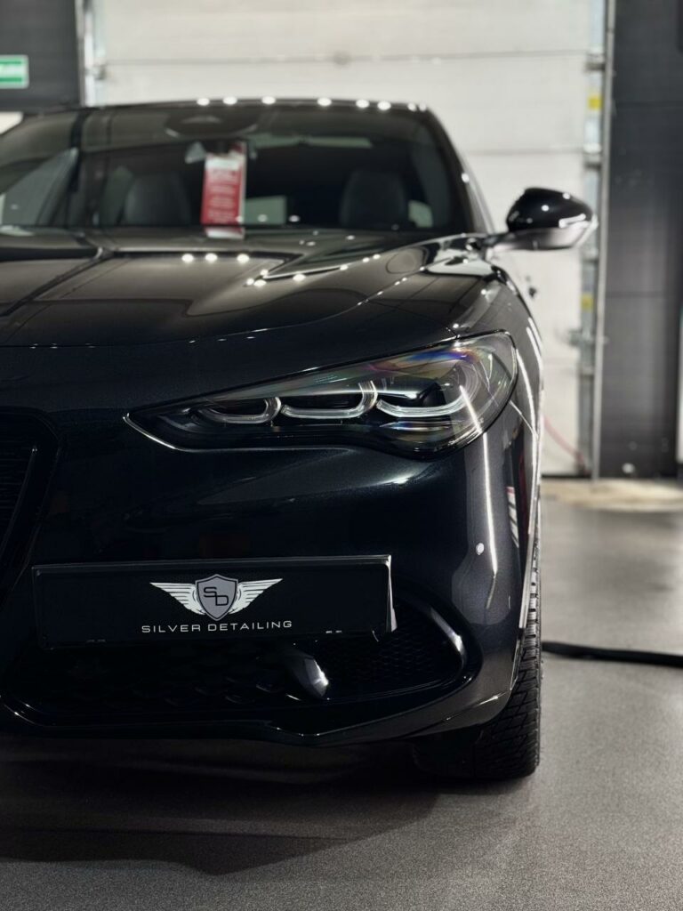 Aplikacja warstwy EXO na lakierze Alfa Romeo Stelvio Veloce