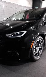 Chrysler Pacifica pokryty folią PPF i ceramiką