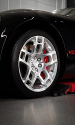 Felga Dodge’a Vipera po detailingu