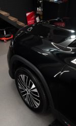 Mercedes EQB z boku po korekcie lakieru One Step