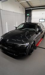 Przednia część BMW Serii 3 G20 z odnowionym i zabezpieczonym lakierem