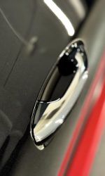 Wnęki klamek w Mercedes CLE 2024 po aplikacji folii ochronnej PPF