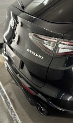 Wykończenie lakieru Alfa Romeo Stelvio Veloce po zabezpieczeniu powłoką ceramiczną